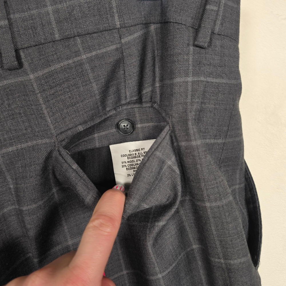 Stafford Suit Mens 50R‎ Gray Windowpane Two Piece Preppy Business Formal Classic - Picture 16 of 16